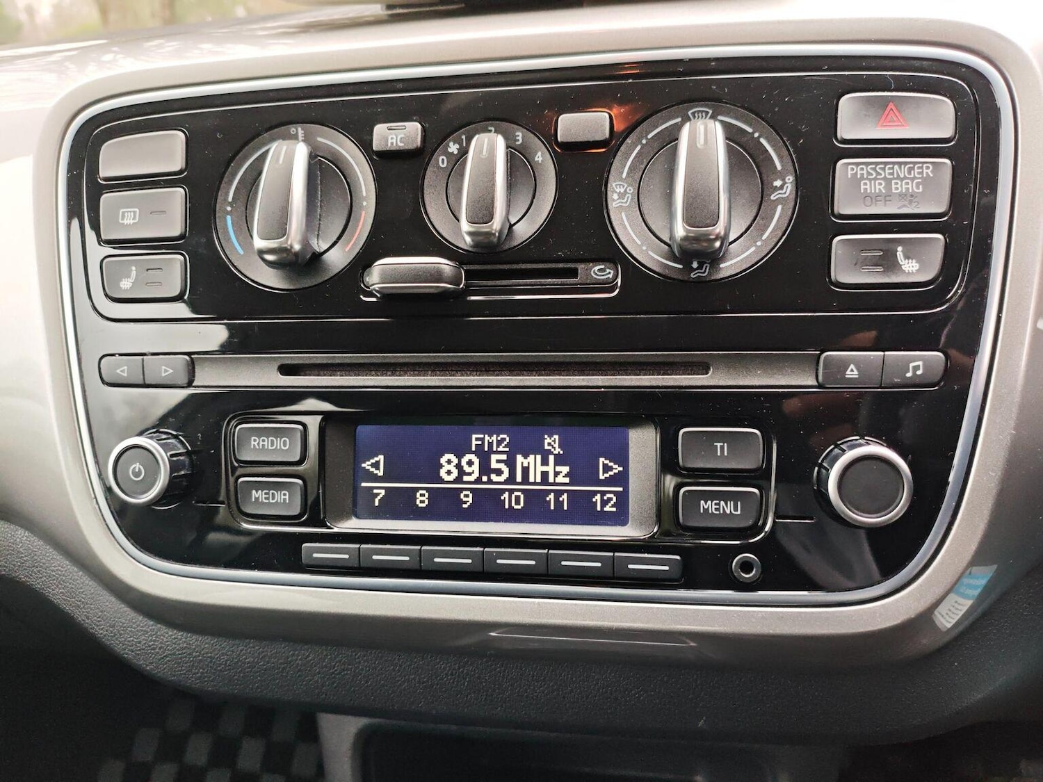 Used Volkswagen up! 2012 for sale - 76968594: Photo 14