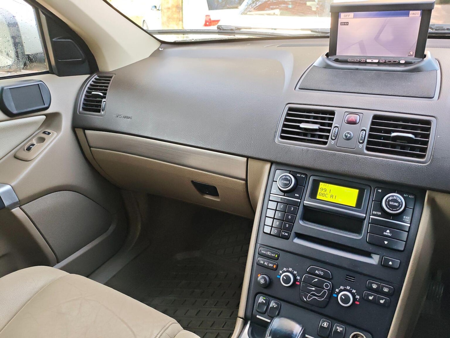 Used Volvo XC90 2010 for sale - 77201185: Photo 7