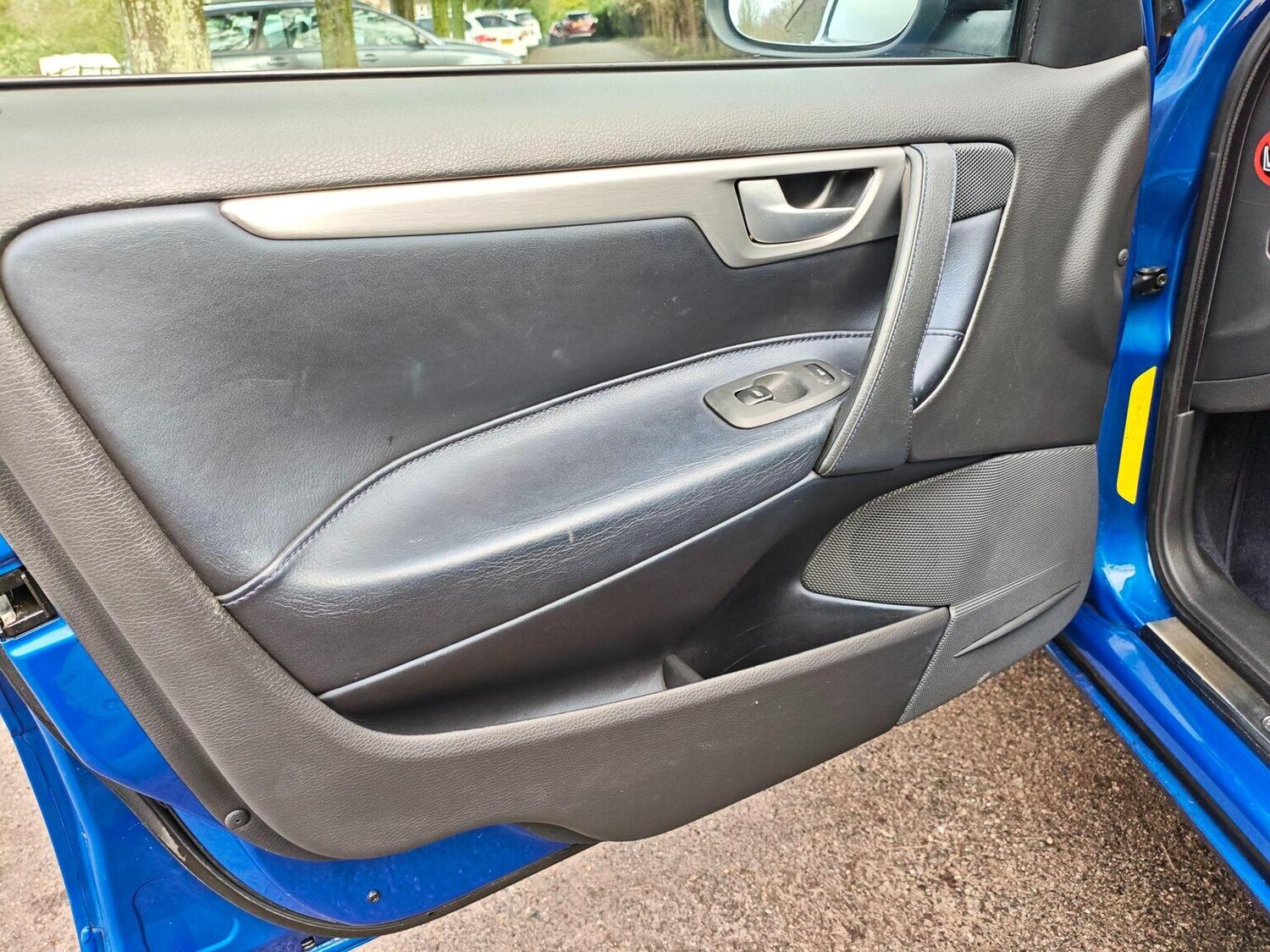 Used Volvo V70 2025 for sale - 77715067: Photo 11