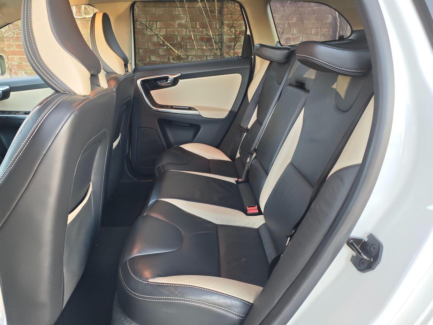 Used Volvo XC60 2013 for sale - 76940100: Photo 12