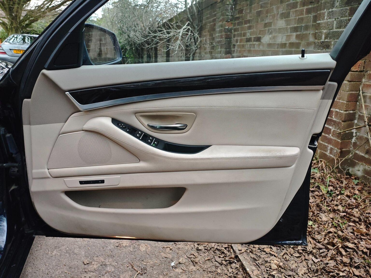 Used BMW 5 Series 2011 for sale - 77069090: Photo 17