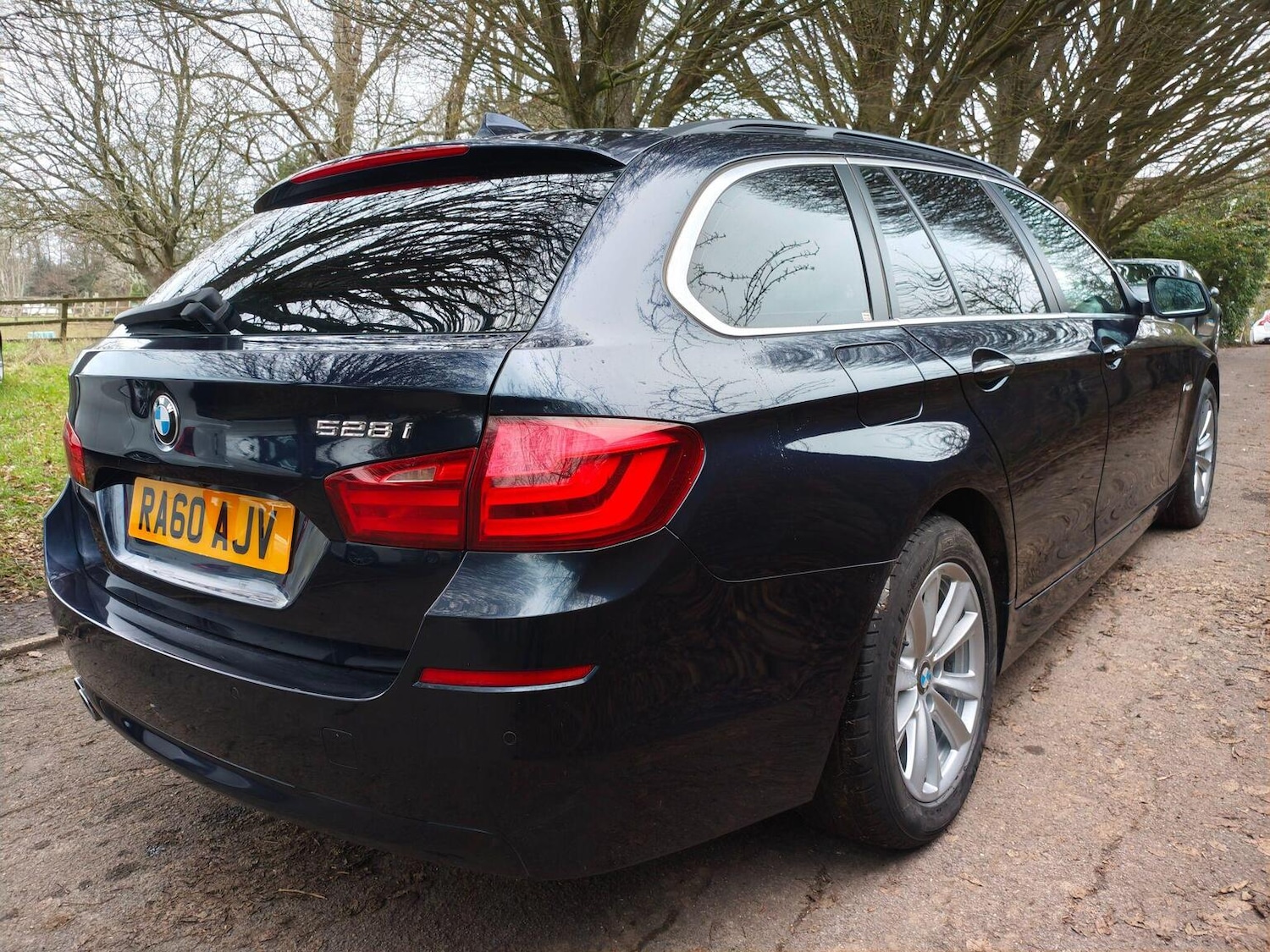 Used BMW 5 Series 2011 for sale - 77069090: Photo 31