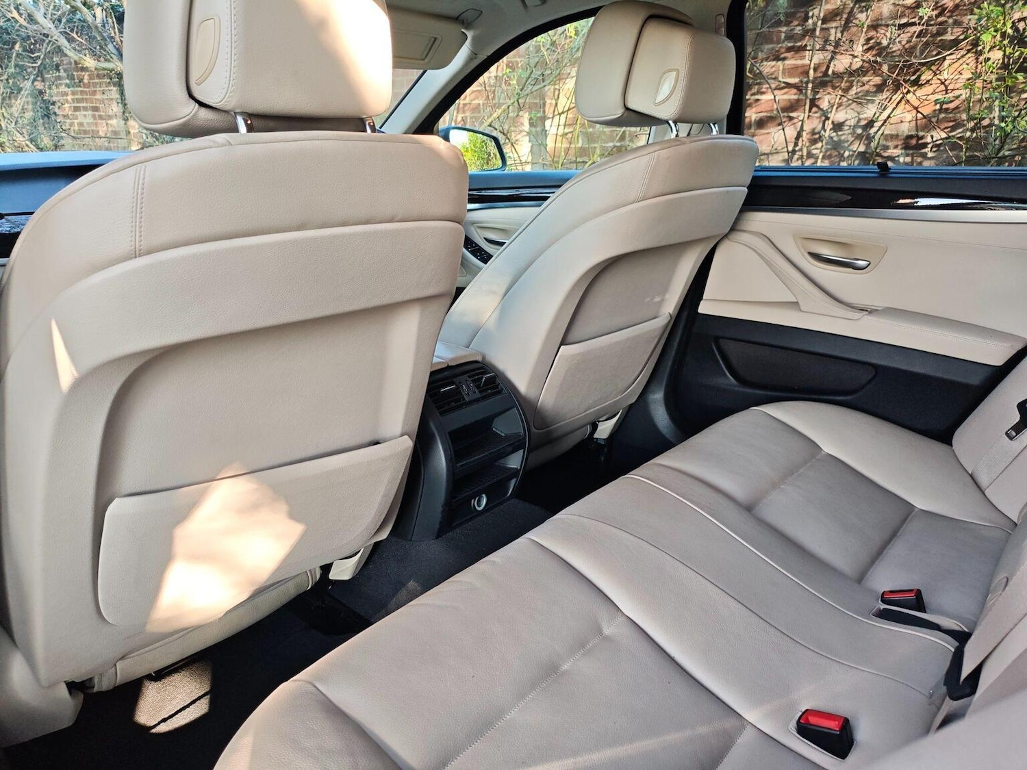 Used BMW 5 Series 2011 for sale - 77961974: Photo 12