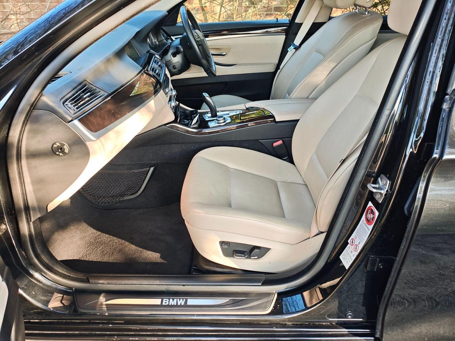 Used BMW 5 Series 2011 for sale - 77961974: Photo 26