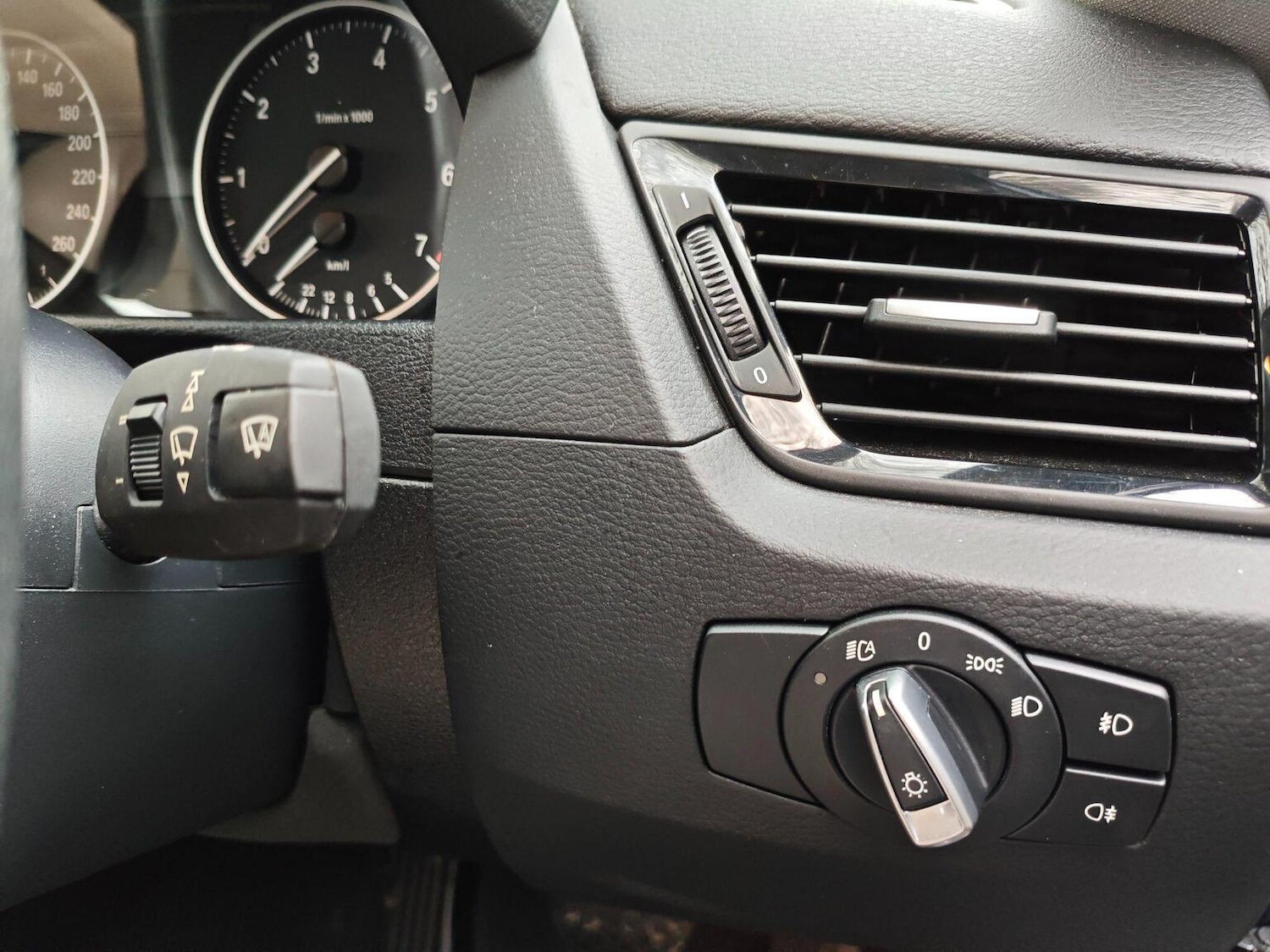 Used BMW X1 2013 for sale - 77482262: Photo 12