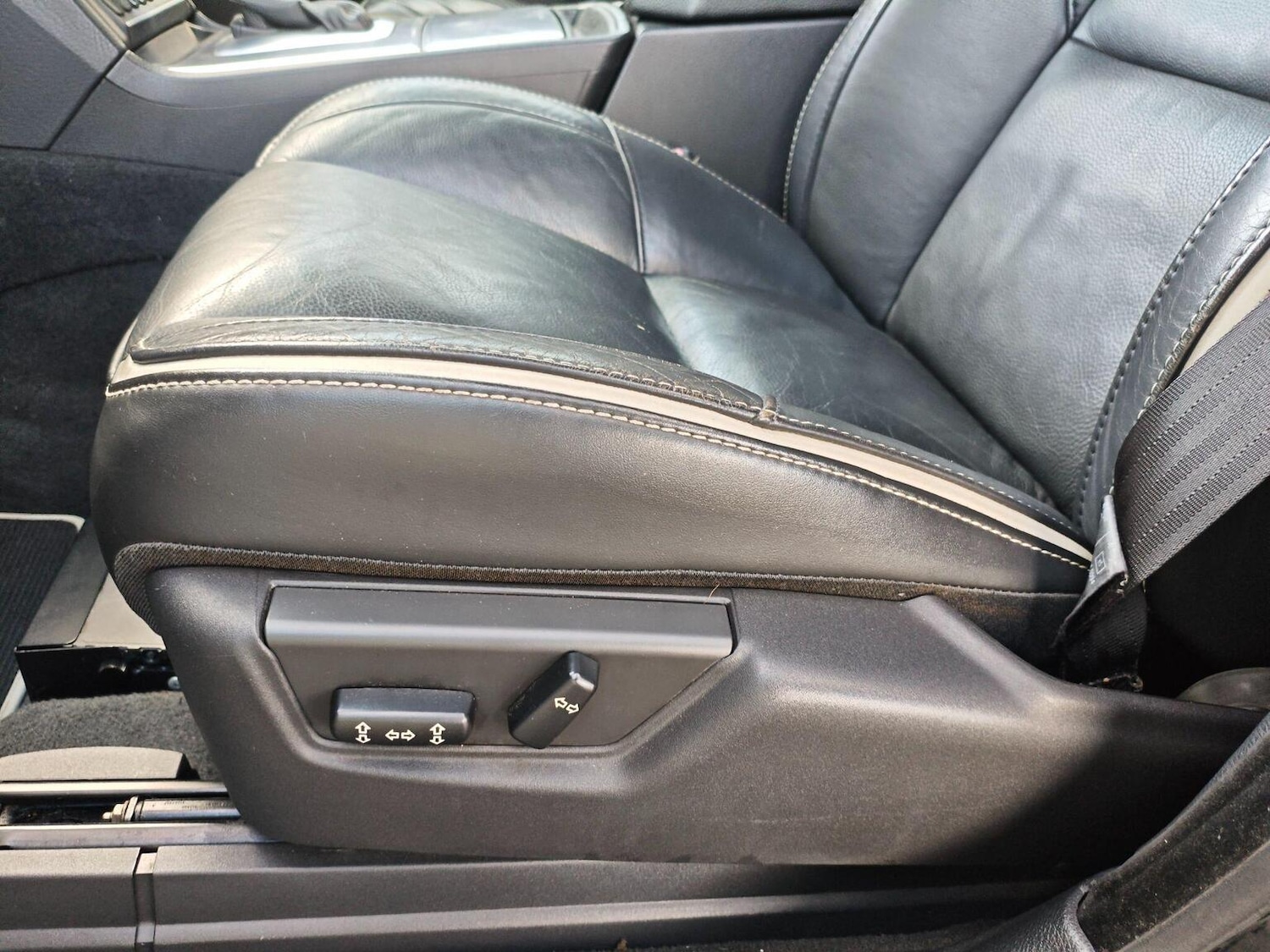 Used Volvo XC90 2008 for sale - 77051599: Photo 34