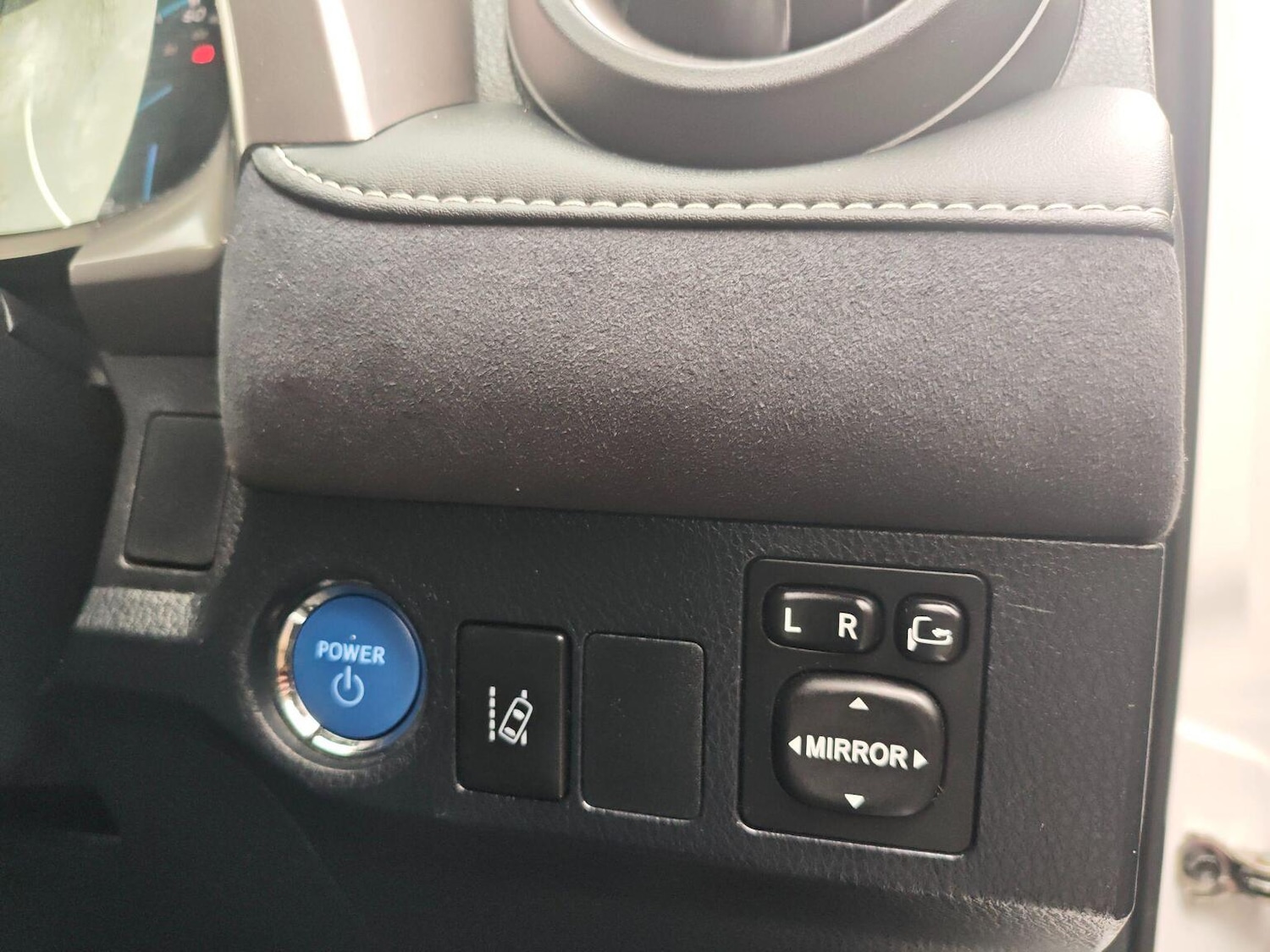 Used Toyota RAV4 2018 for sale - 77336238: Photo 20