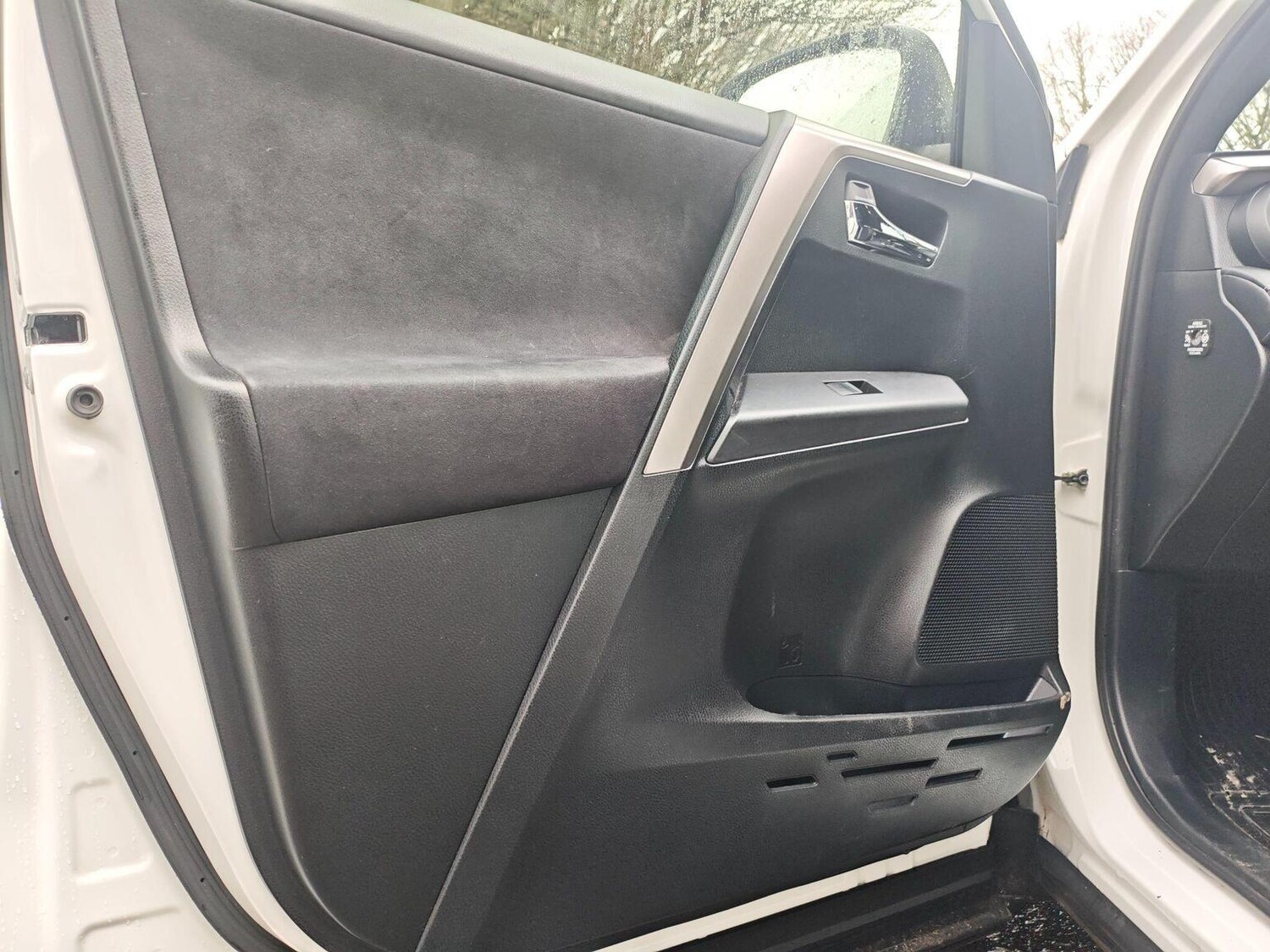 Used Toyota RAV4 2018 for sale - 77336238: Photo 26