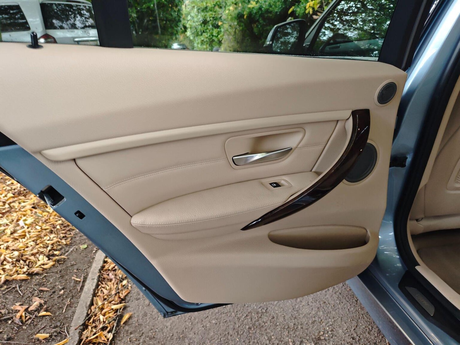 Used BMW 3 Series 2012 for sale - 76638040: Photo 18