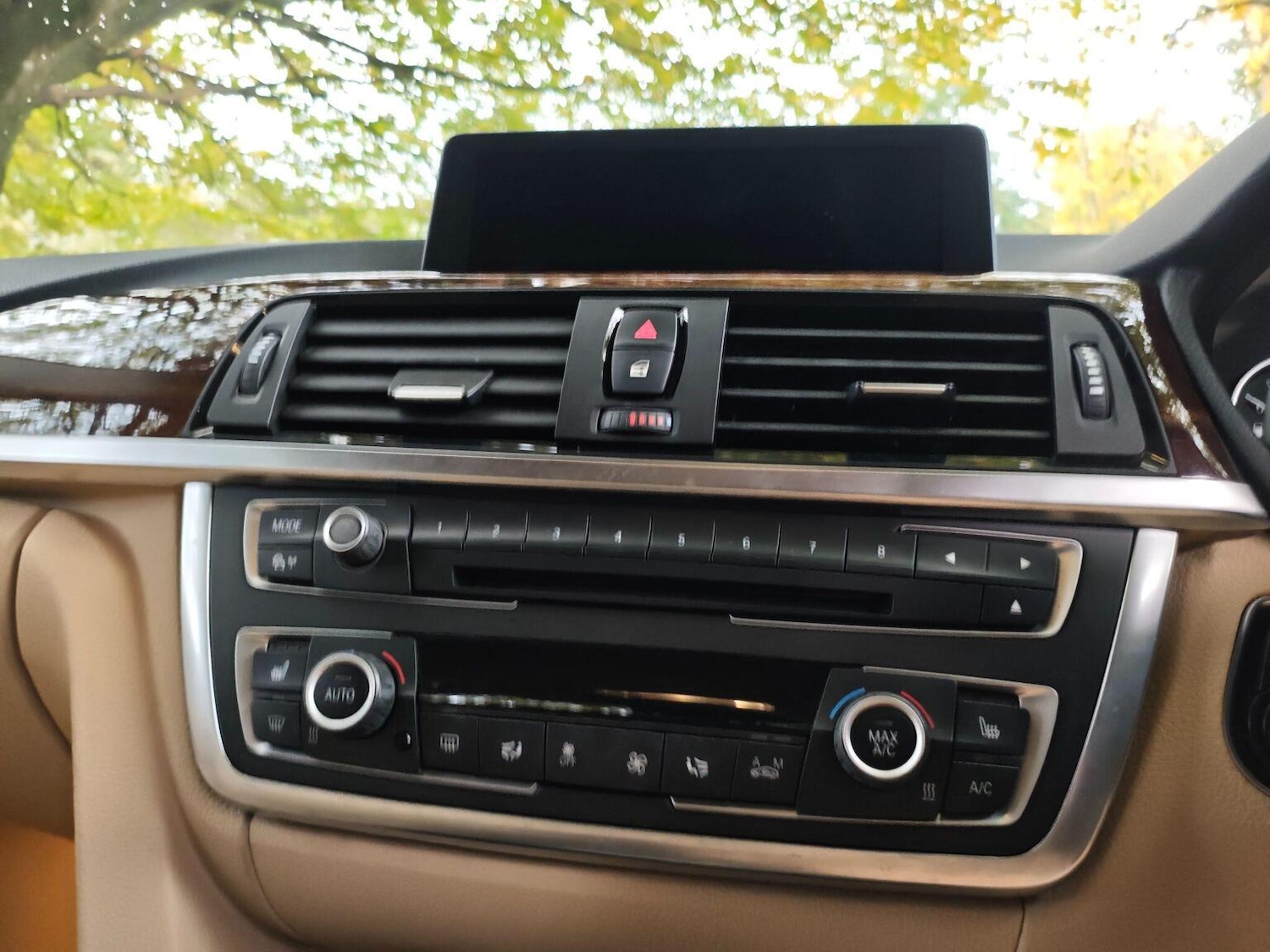 Used BMW 3 Series 2012 for sale - 76638040: Photo 23