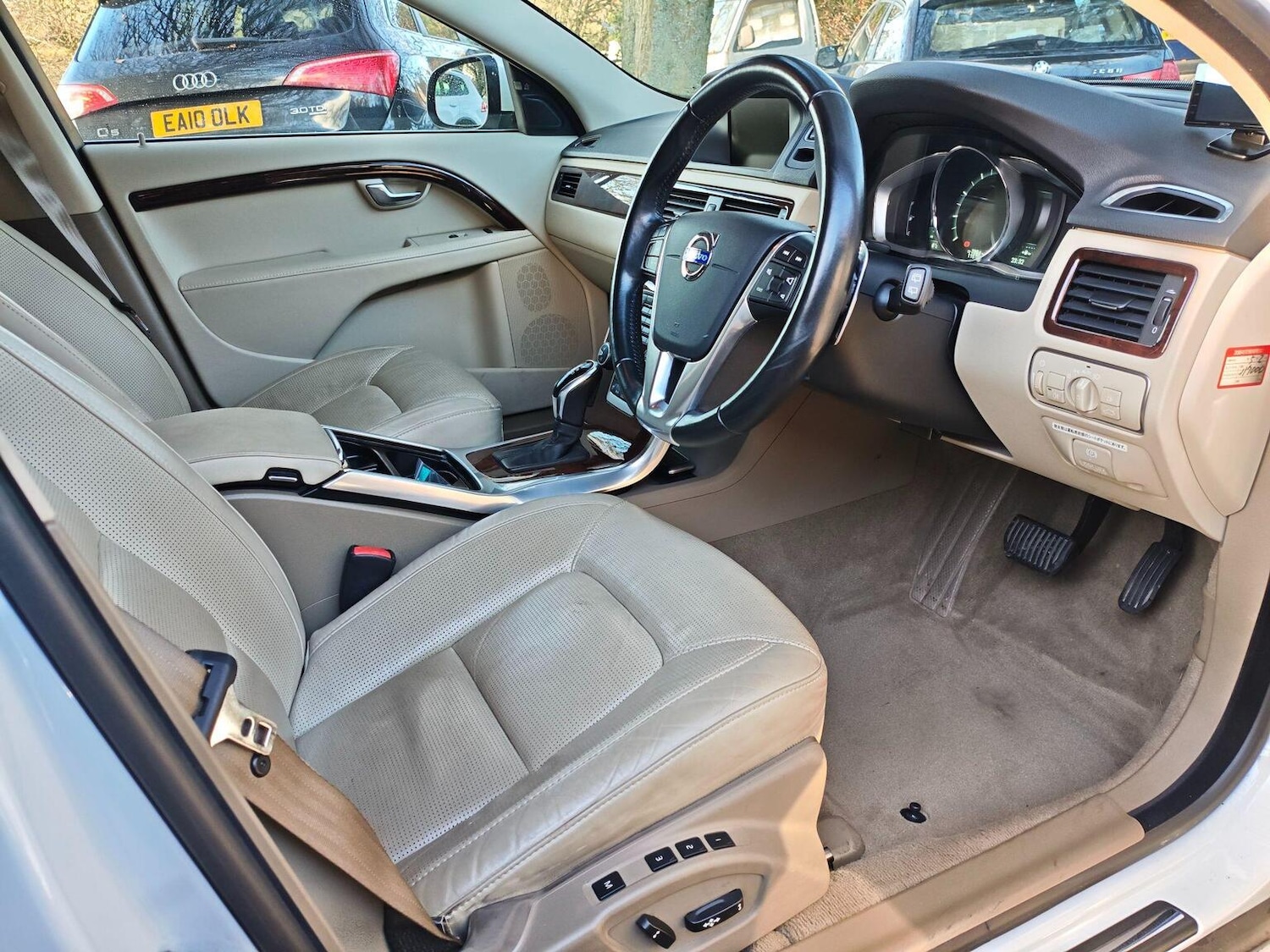 Used Volvo V70 2014 for sale - 76670773: Photo 12