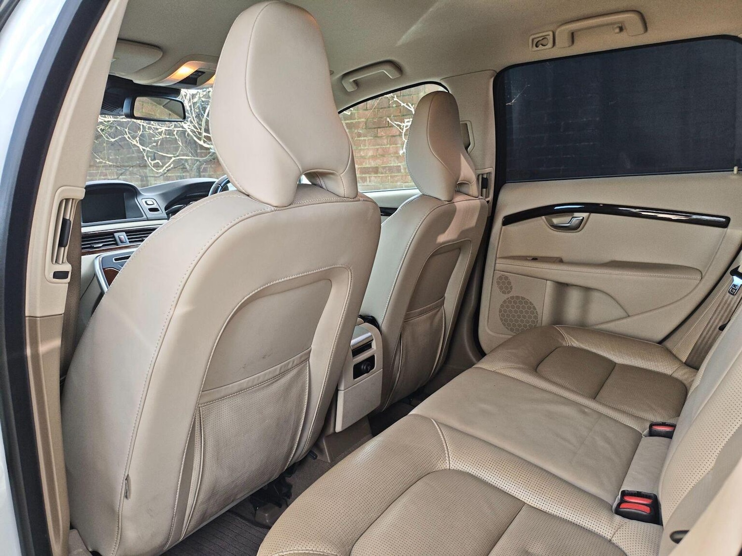 Used Volvo V70 2014 for sale - 76670773: Photo 15