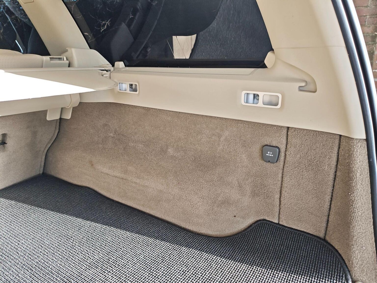 Used Volvo V70 2014 for sale - 76670773: Photo 21