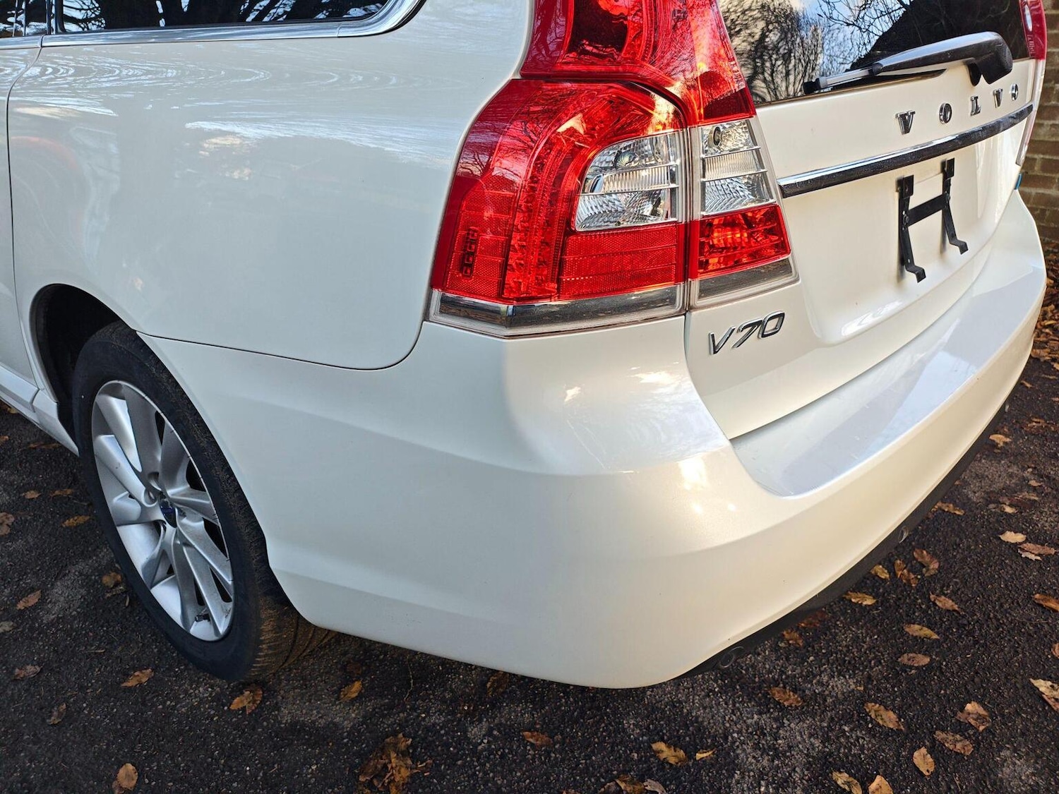 Used Volvo V70 2014 for sale - 76670773: Photo 4