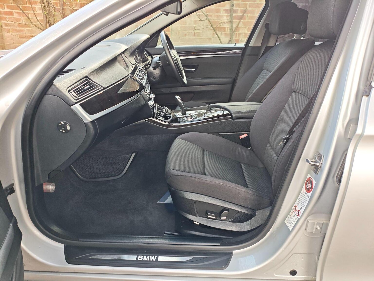 Used BMW 5 Series 2011 for sale - 78060532: Photo 32