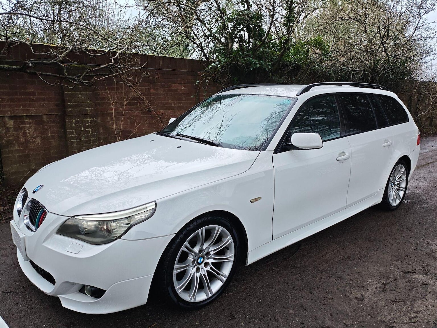 Used BMW 5 Series 2009 for sale - 77282745: Photo 2