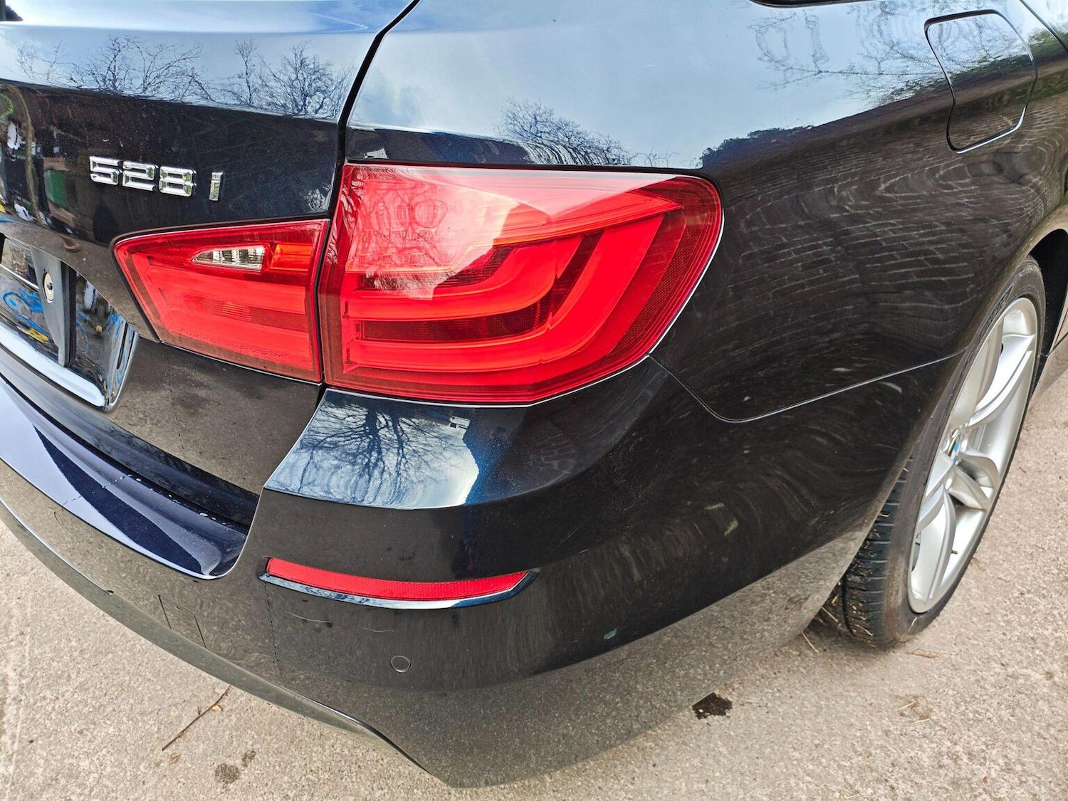 Used BMW 5 Series 2012 for sale - 77896149: Photo 45