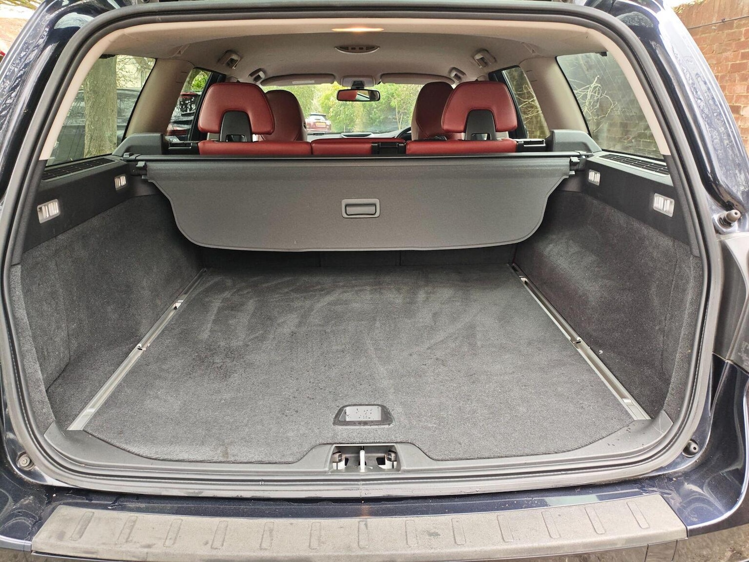 Used Volvo V70 2010 for sale - 78062246: Photo 18