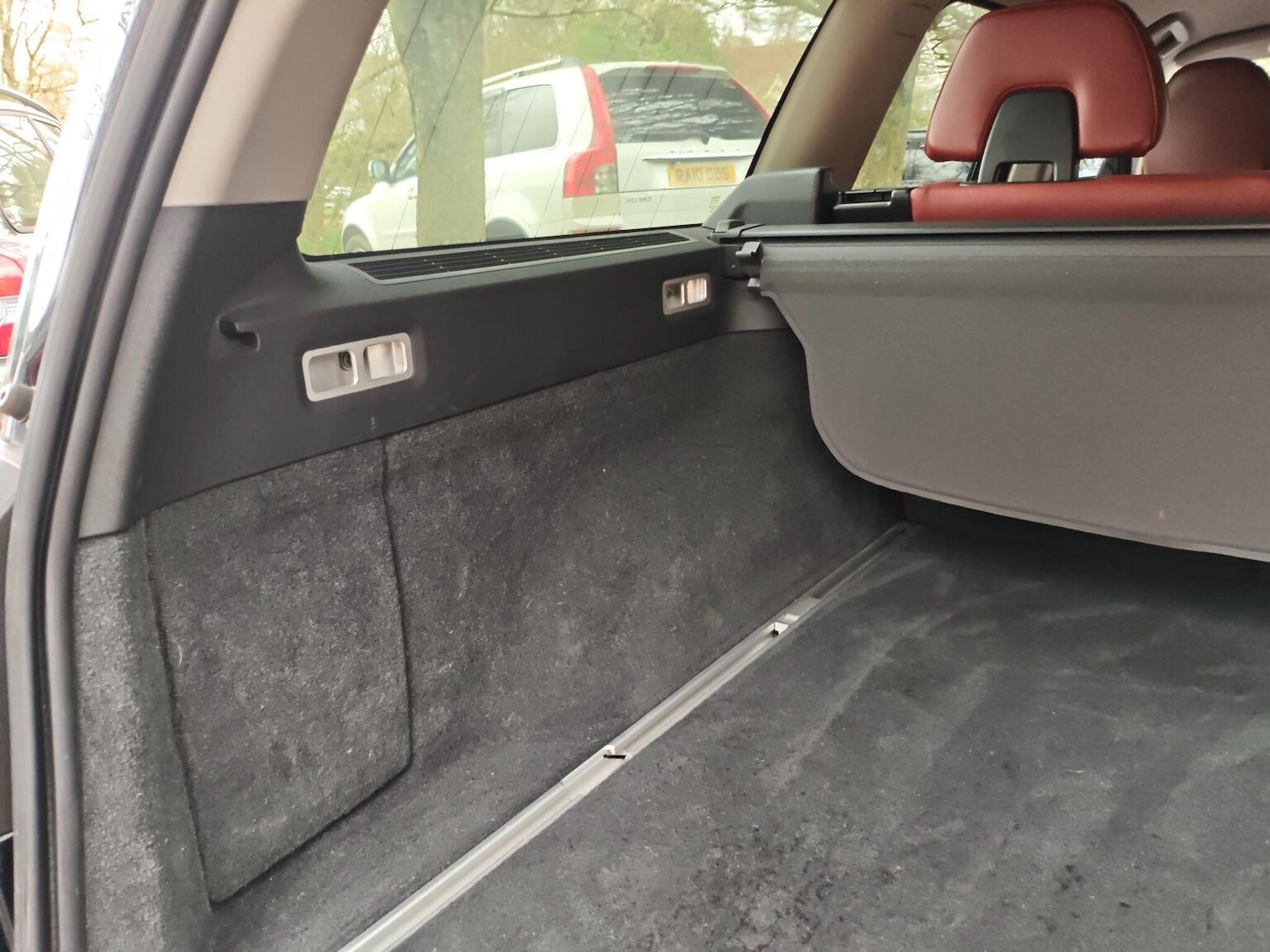 Used Volvo V70 2010 for sale - 78062246: Photo 27