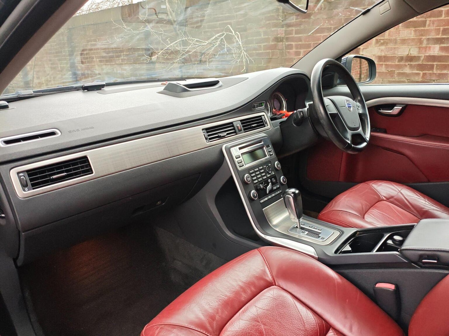 Used Volvo V70 2010 for sale - 78062246: Photo 8