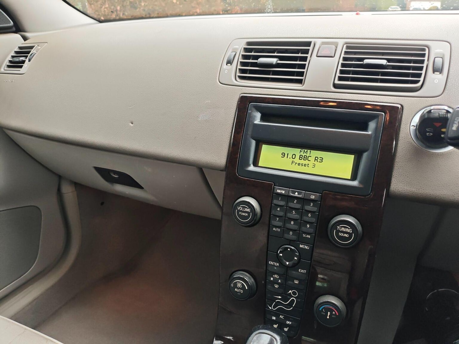 Used Volvo V50 2006 for sale - 77423501: Photo 10