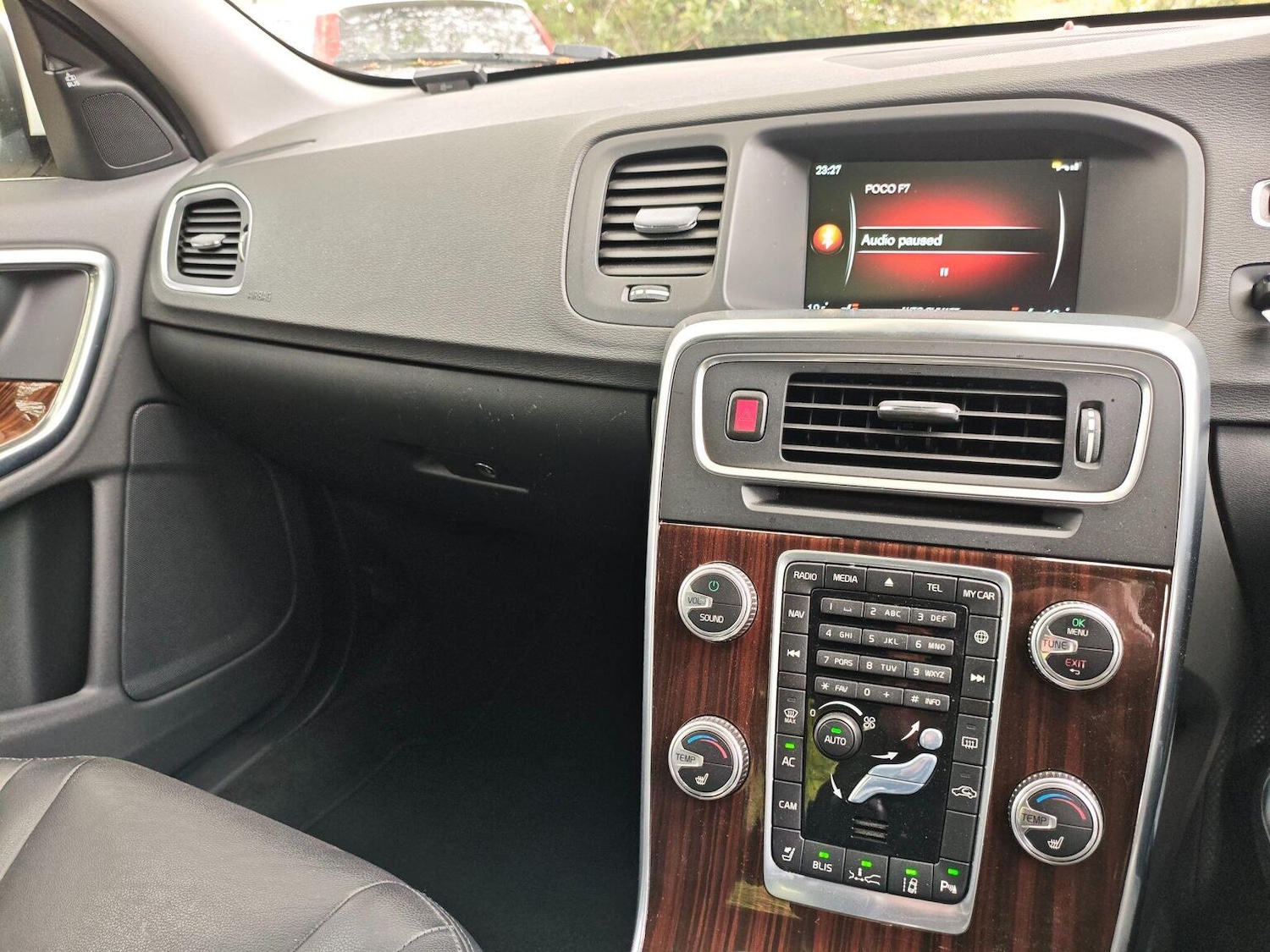 Used Volvo S60 2015 for sale - 78135054: Photo 13