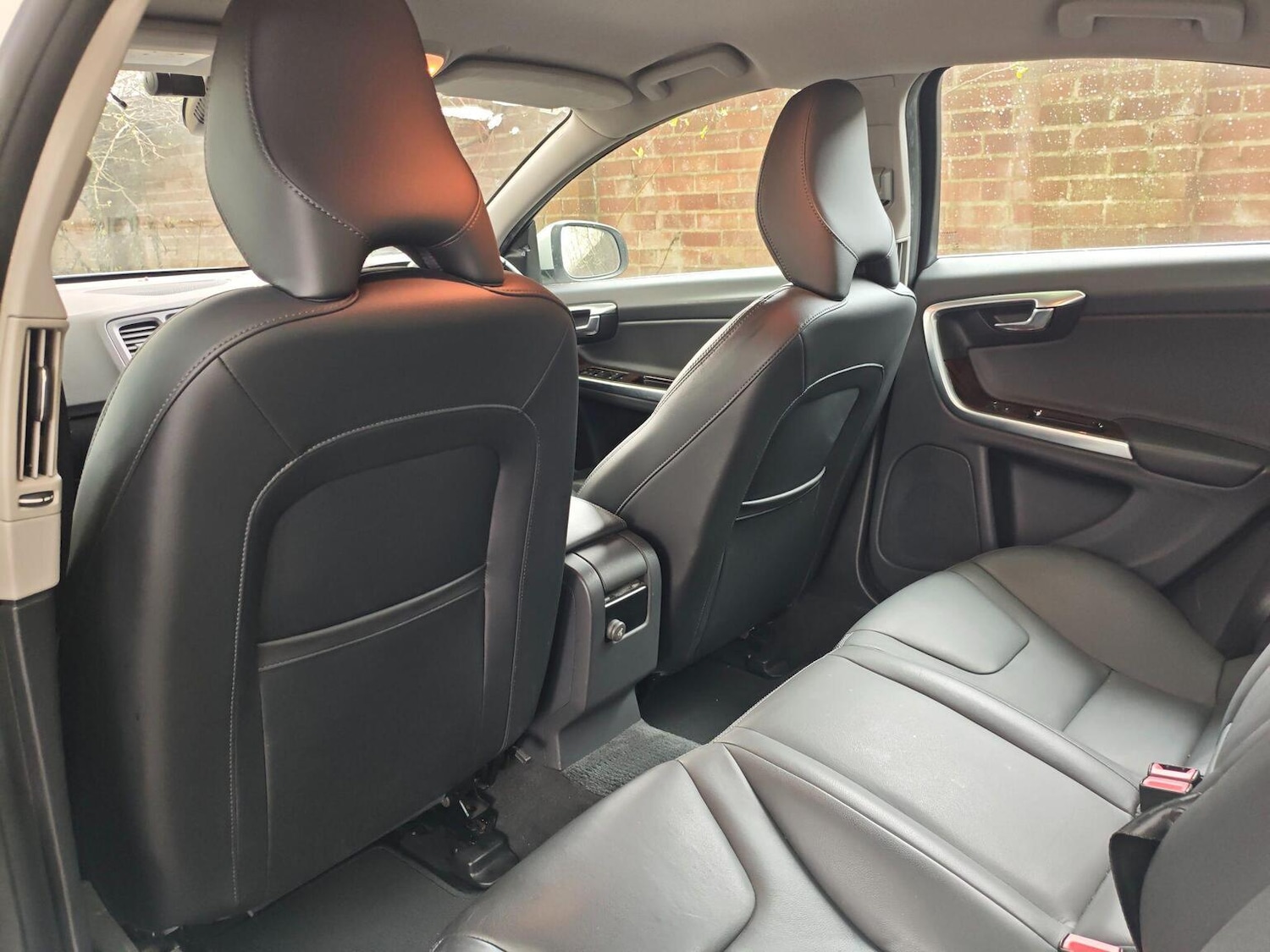 Used Volvo S60 2015 for sale - 78135054: Photo 17