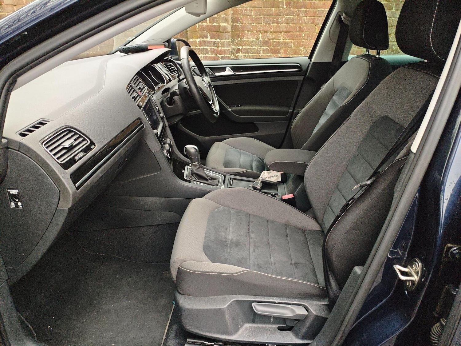 Used Volkswagen Golf 2015 for sale - 76772648: Photo 23