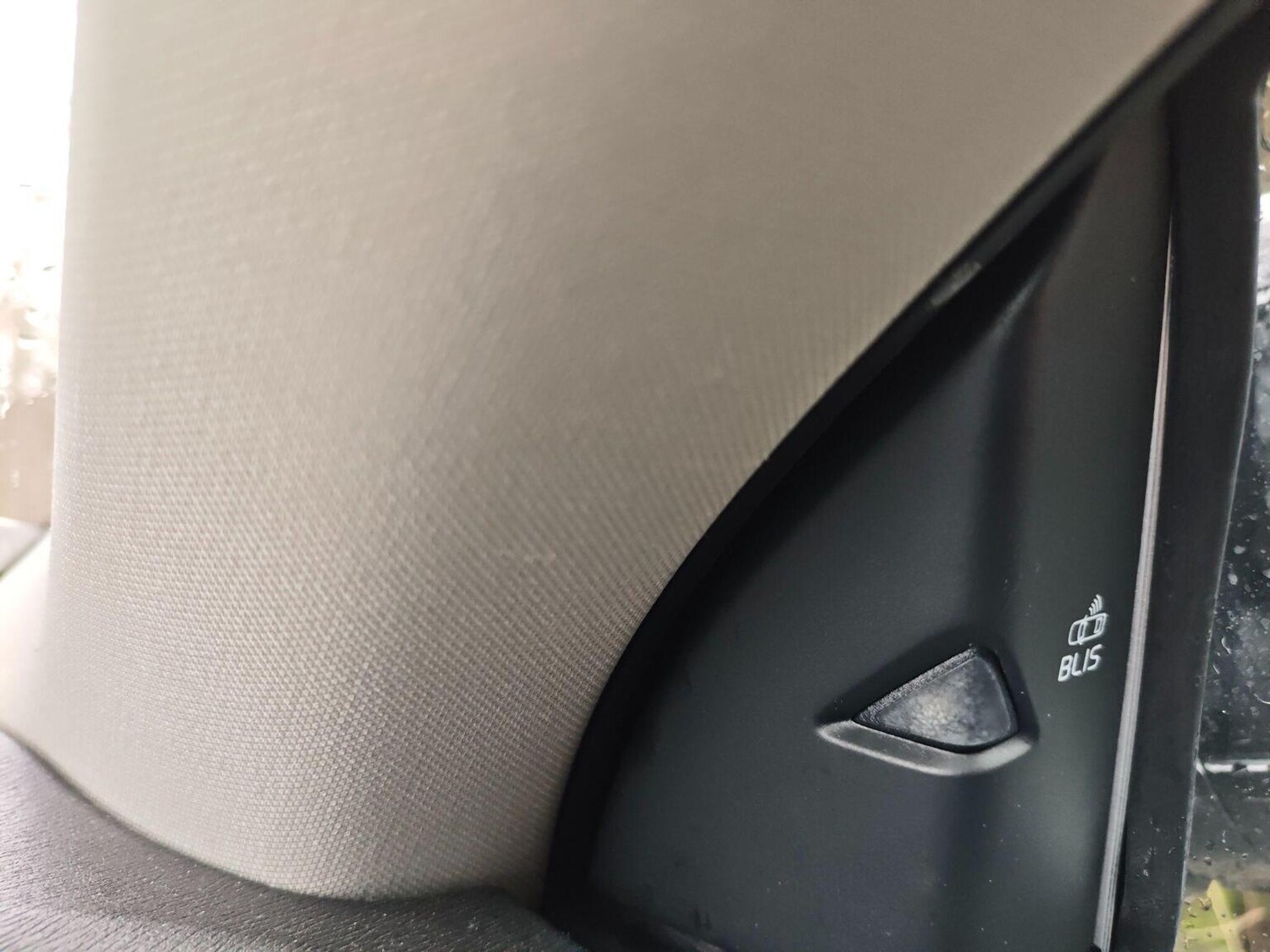 Used Volvo V40 2014 for sale - 77487234: Photo 13