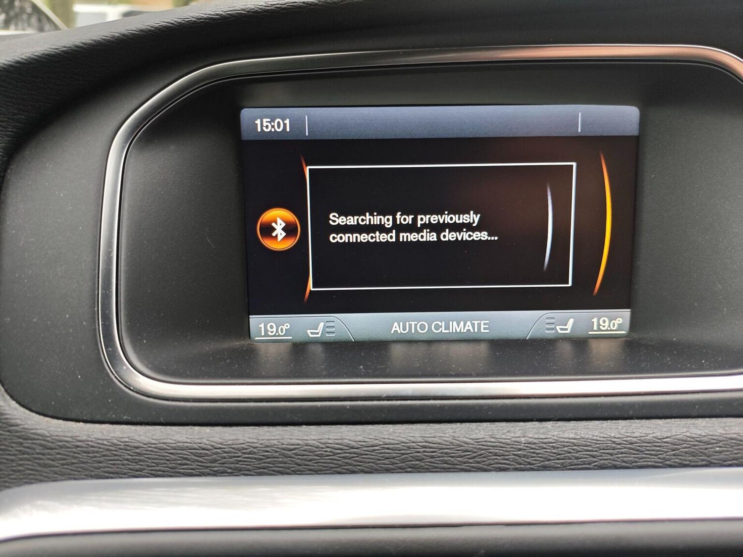 Used Volvo V40 2014 for sale - 77487234: Photo 23