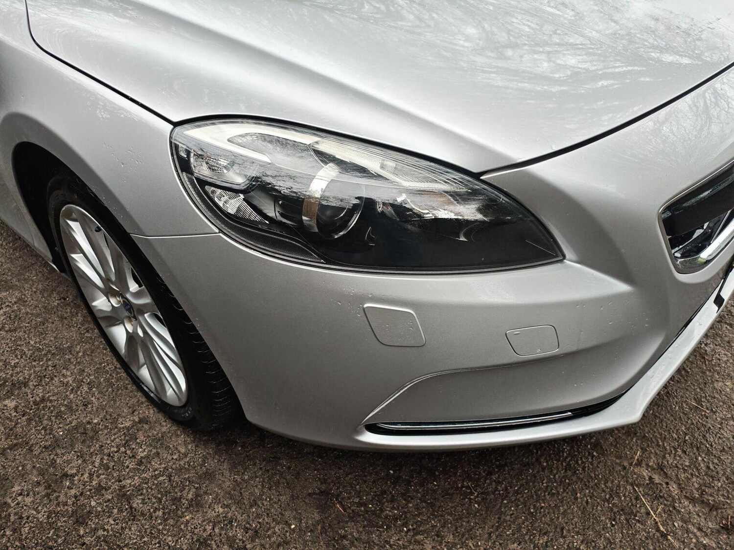 Used Volvo V40 2014 for sale - 77487234: Photo 35