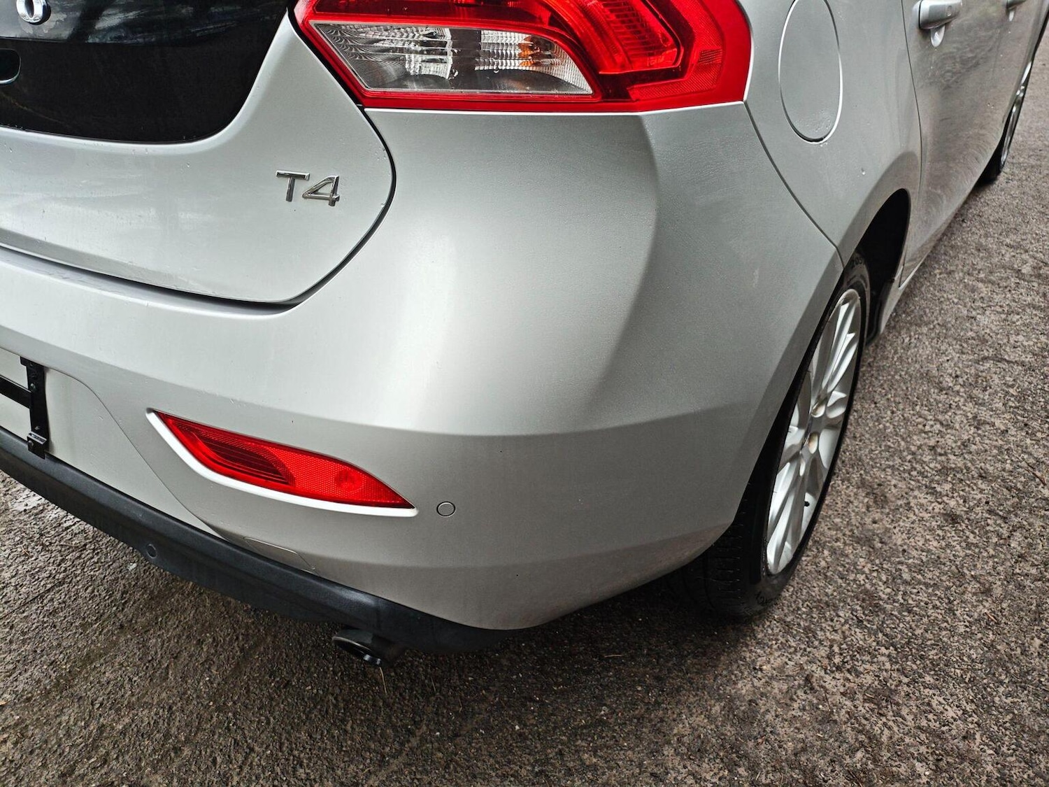 Used Volvo V40 2014 for sale - 77487234: Photo 7