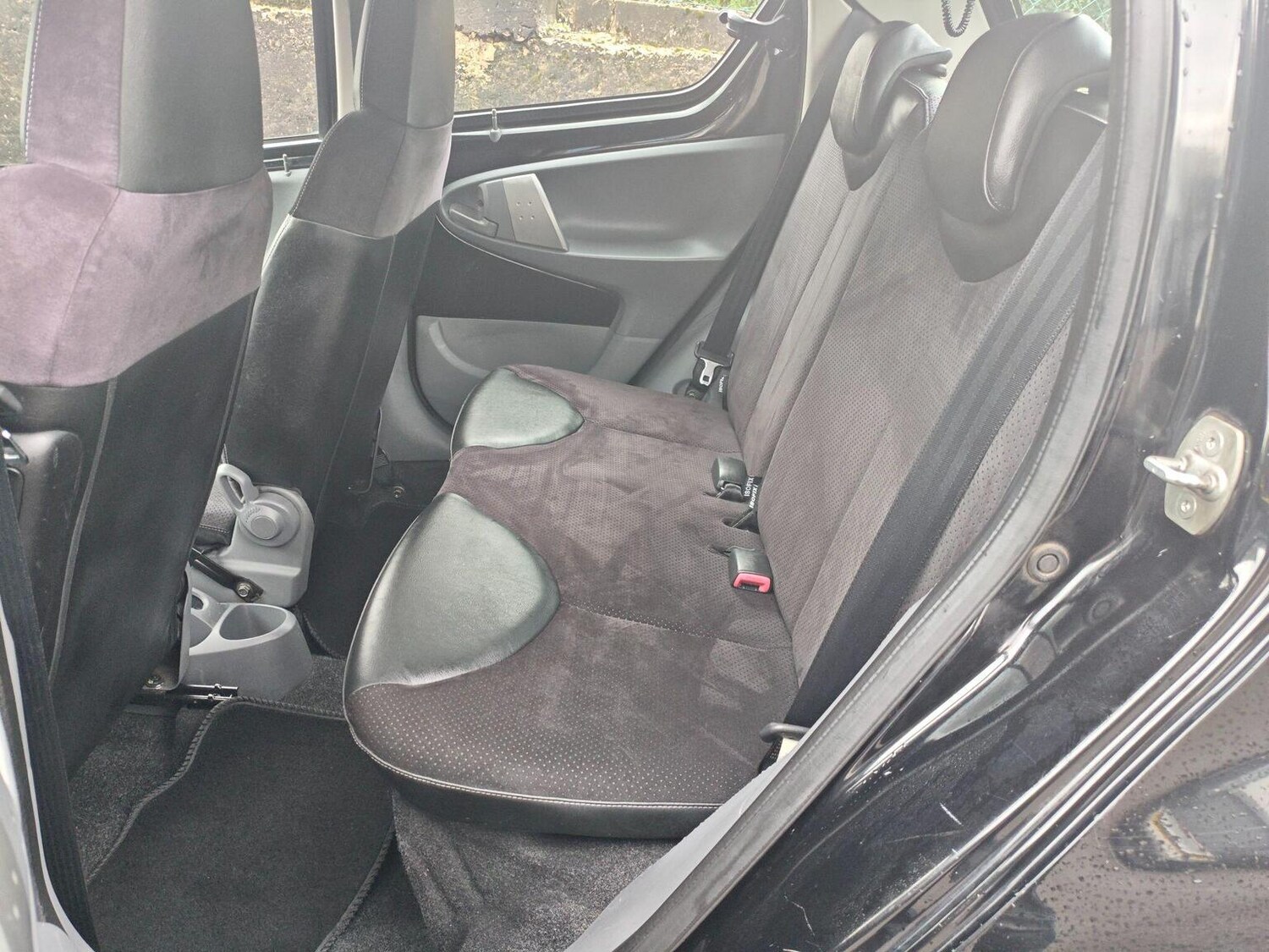 Used Toyota AYGO 2009 for sale - 77336258: Photo 12