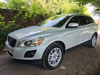 Used Volvo XC60 2025 for sale - 78961711: Photo
