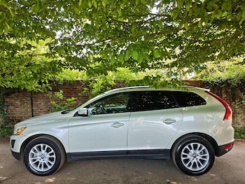 Used Volvo XC60 2025 for sale - 78961711: Photo