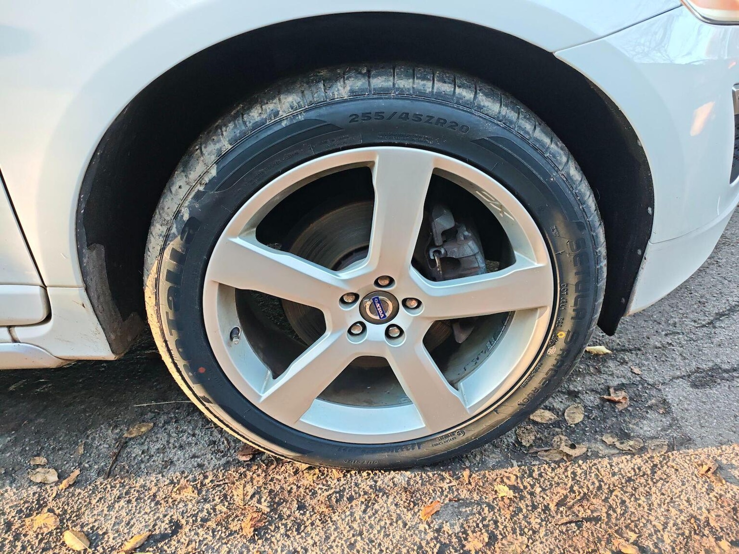 Used Volvo XC60 2013 for sale - 76794810: Photo 19