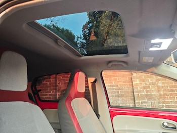 Used Volkswagen up! 2013 for sale - 79593795: Photo