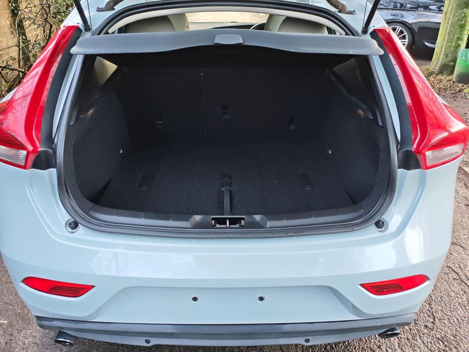 Used Volvo V40 2013 for sale - 77240316: Photo 26