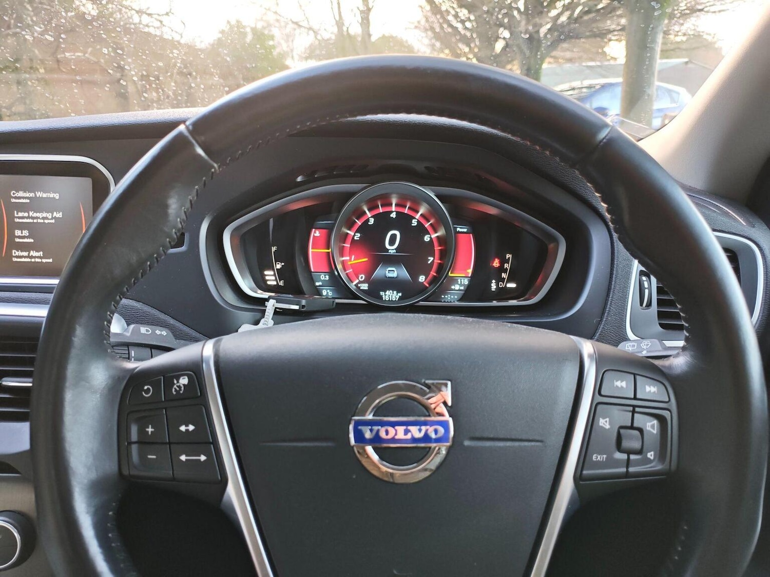 Used Volvo V40 2013 for sale - 77240316: Photo 28