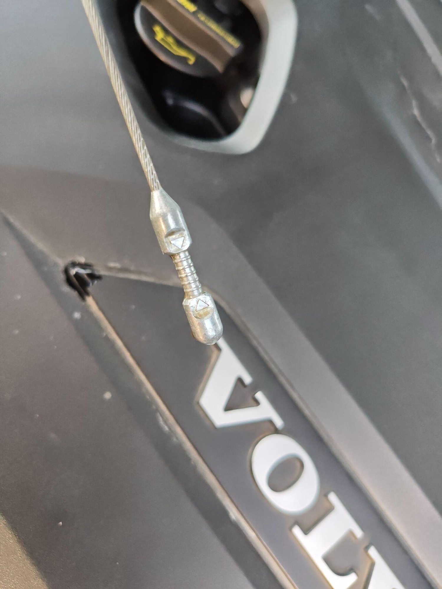 Used Volvo V40 2013 for sale - 77240316: Photo 33