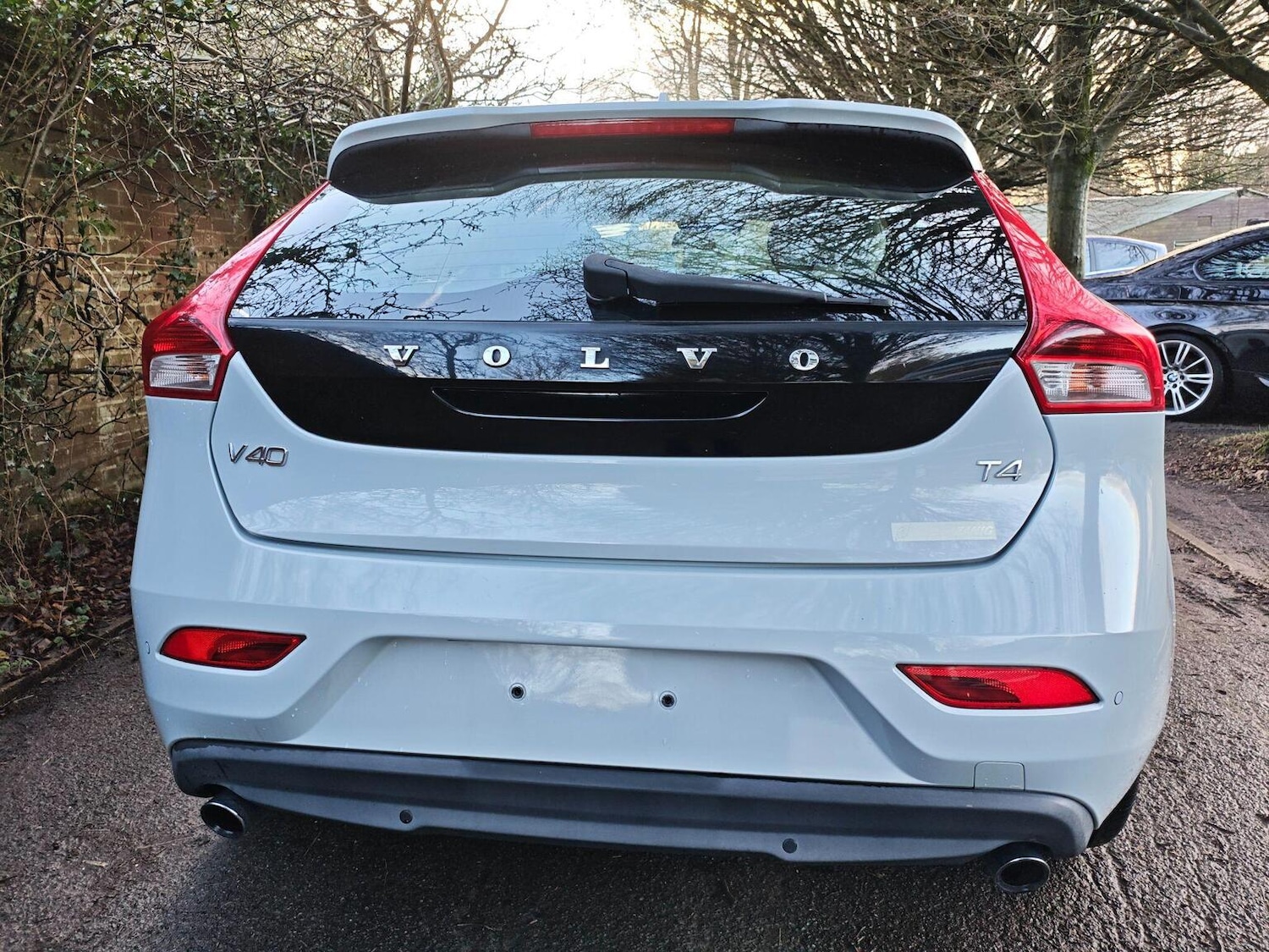 Used Volvo V40 2013 for sale - 77240316: Photo 4