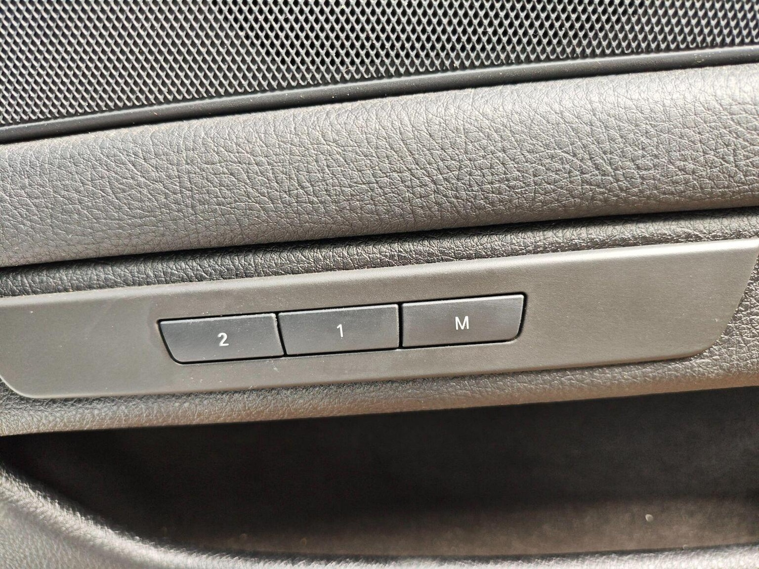 Used BMW 5 Series 2011 for sale - 78121535: Photo 16