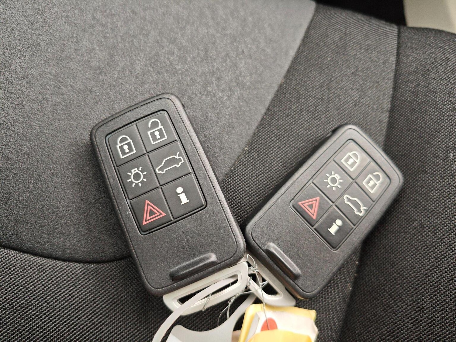 Used Volvo V40 2015 for sale - 77798597: Photo 14