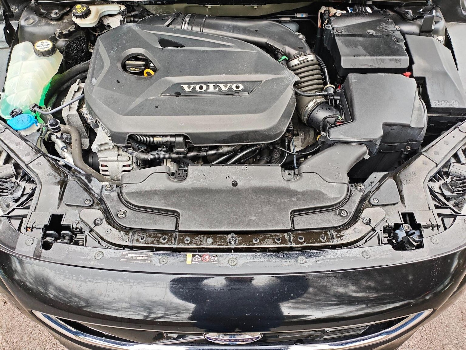 Used Volvo V40 2015 for sale - 77798597: Photo 17