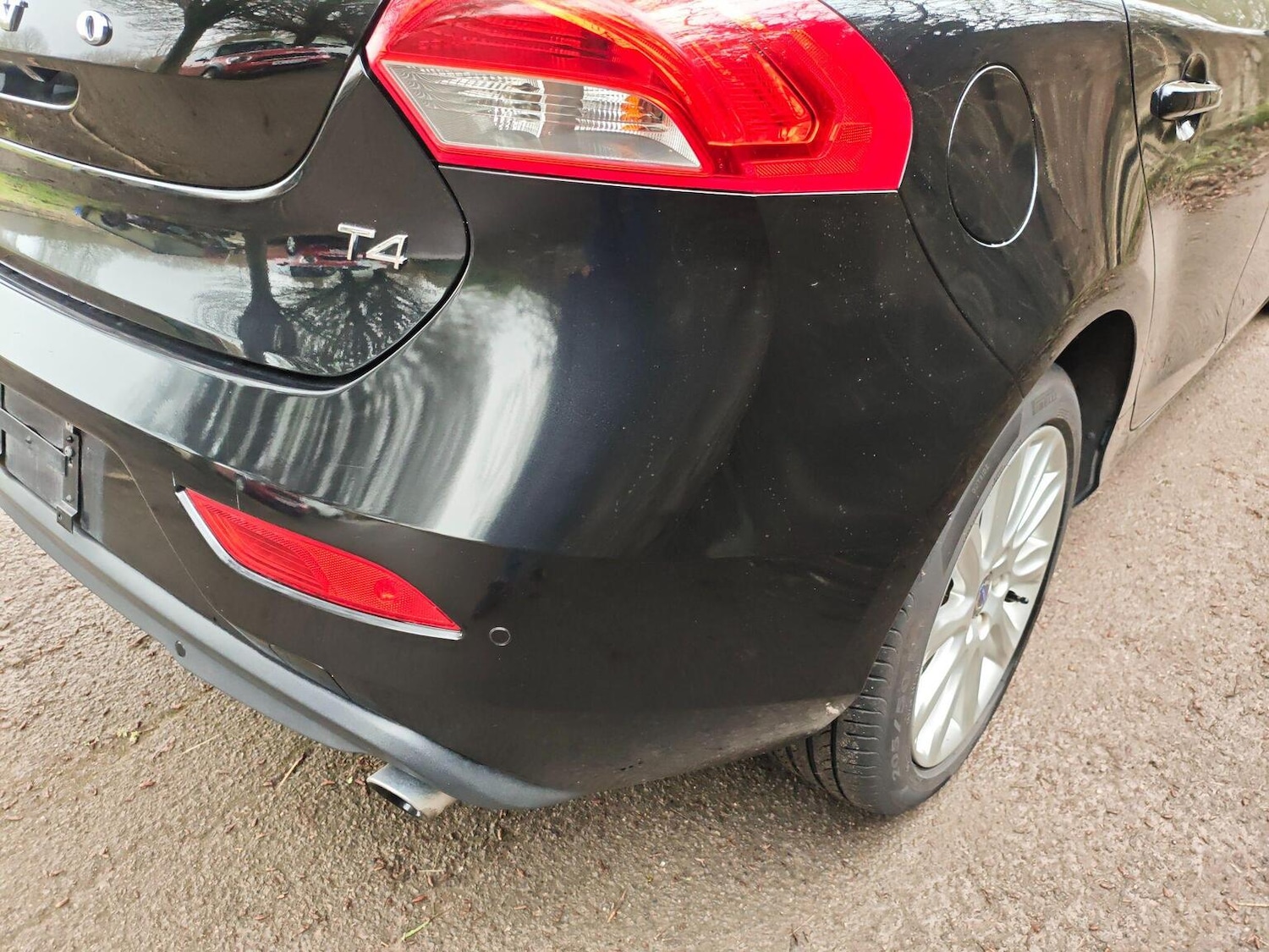 Used Volvo V40 2015 for sale - 77798597: Photo 34