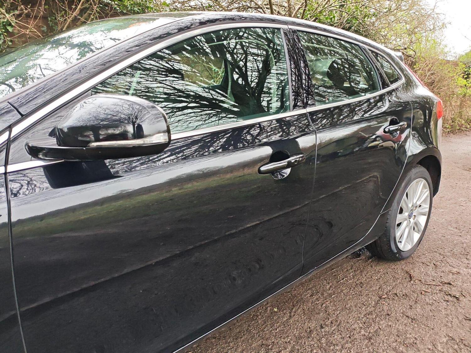 Used Volvo V40 2015 for sale - 77798597: Photo 6