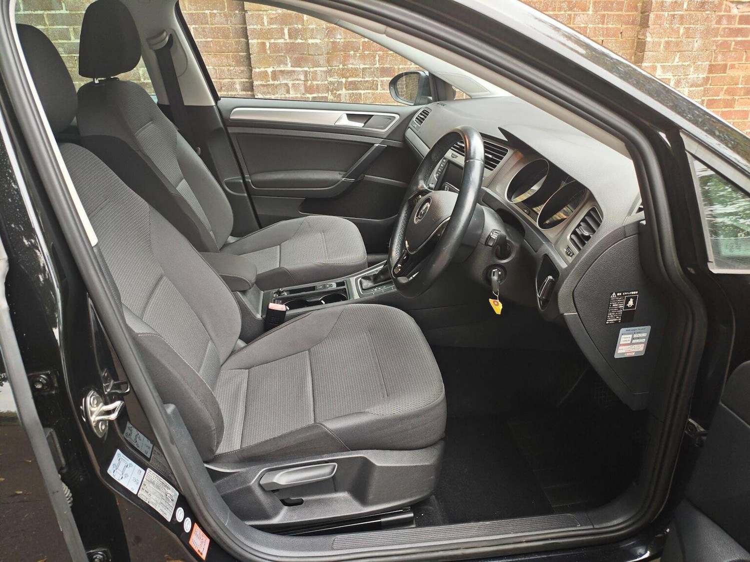 Used Volkswagen Golf 2014 for sale - 76638029: Photo 10