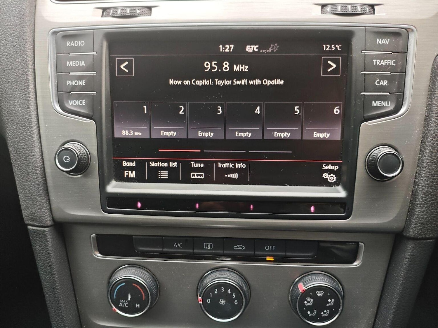 Used Volkswagen Golf 2014 for sale - 76638029: Photo 21