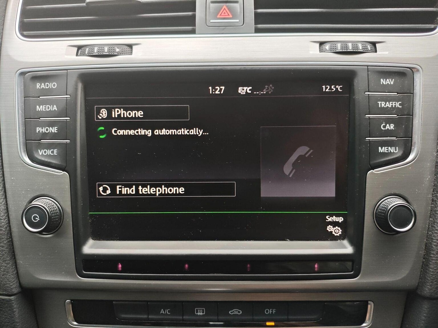 Used Volkswagen Golf 2014 for sale - 76638029: Photo 22