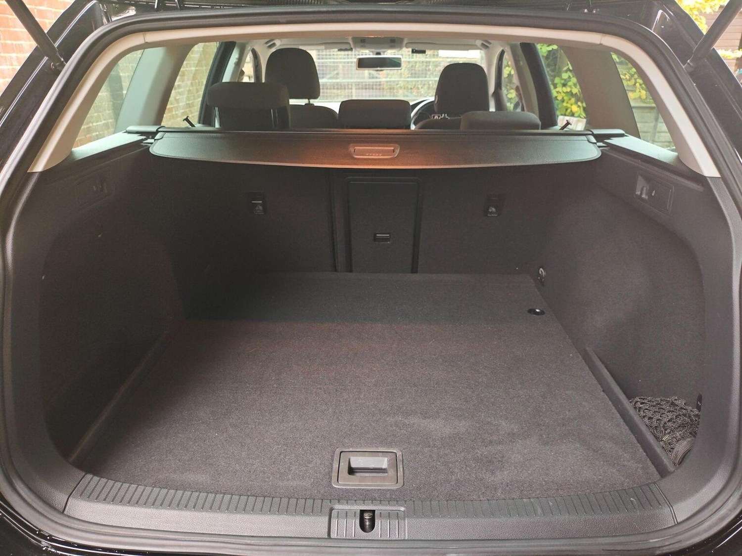 Used Volkswagen Golf 2014 for sale - 76638029: Photo 28